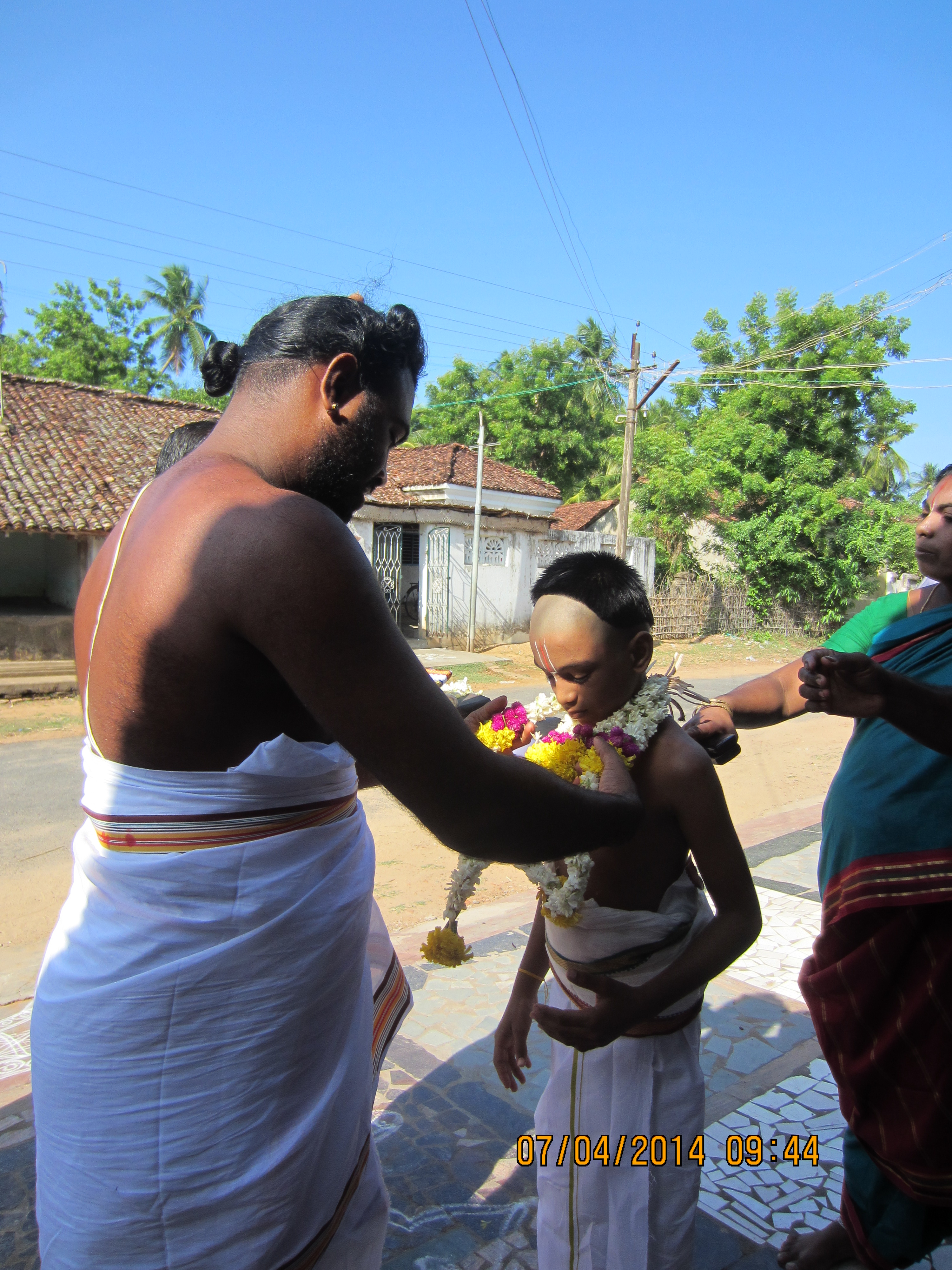 madhurakavi upanayanam (59).JPG